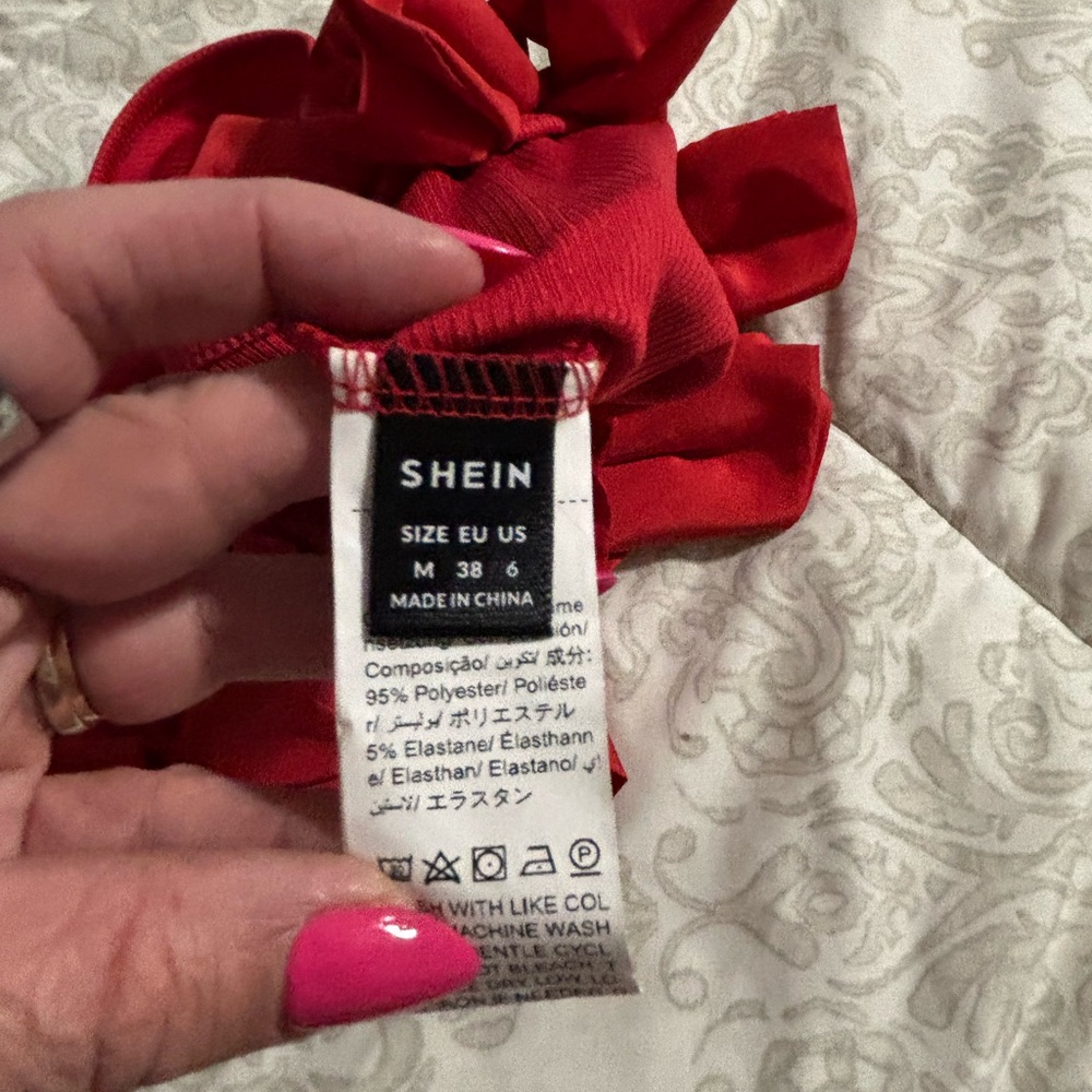 SHEIN Vibrant Red Women's Robe
